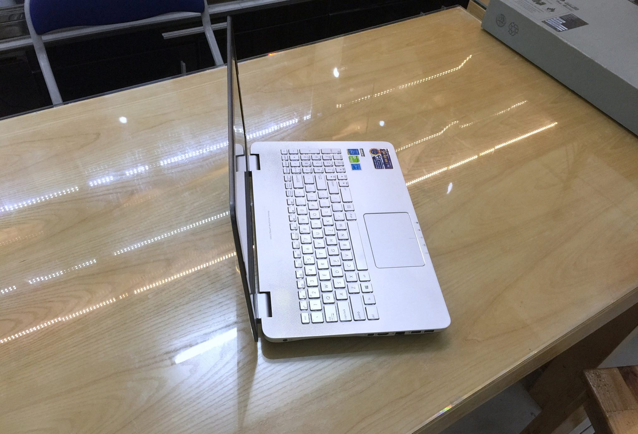 Laptop Asus N551JQ-XO005D-99999.jpg